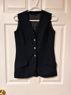 Women's Black Tailored Vest with Decorative Buttons